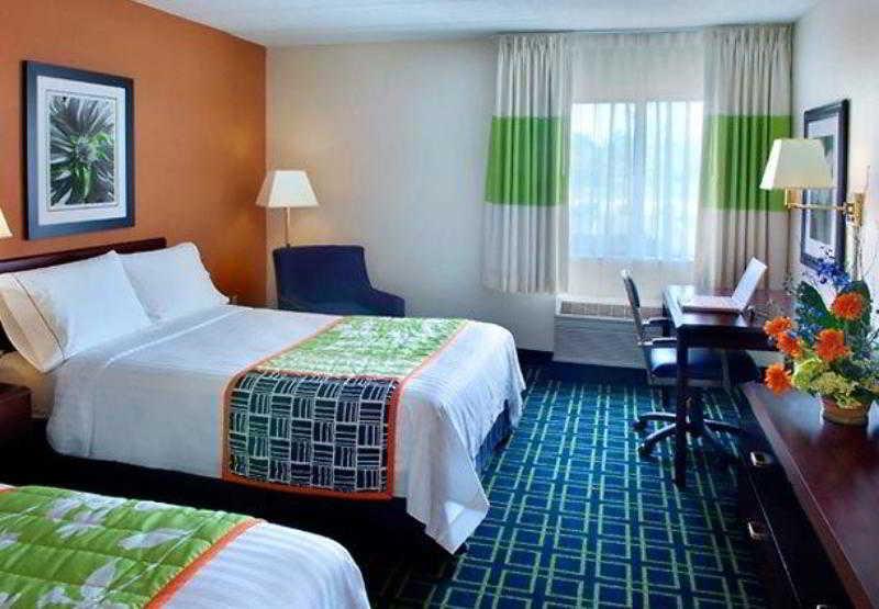 Fairfield By Marriott Inn & Suites Wallingford New Haven Экстерьер фото