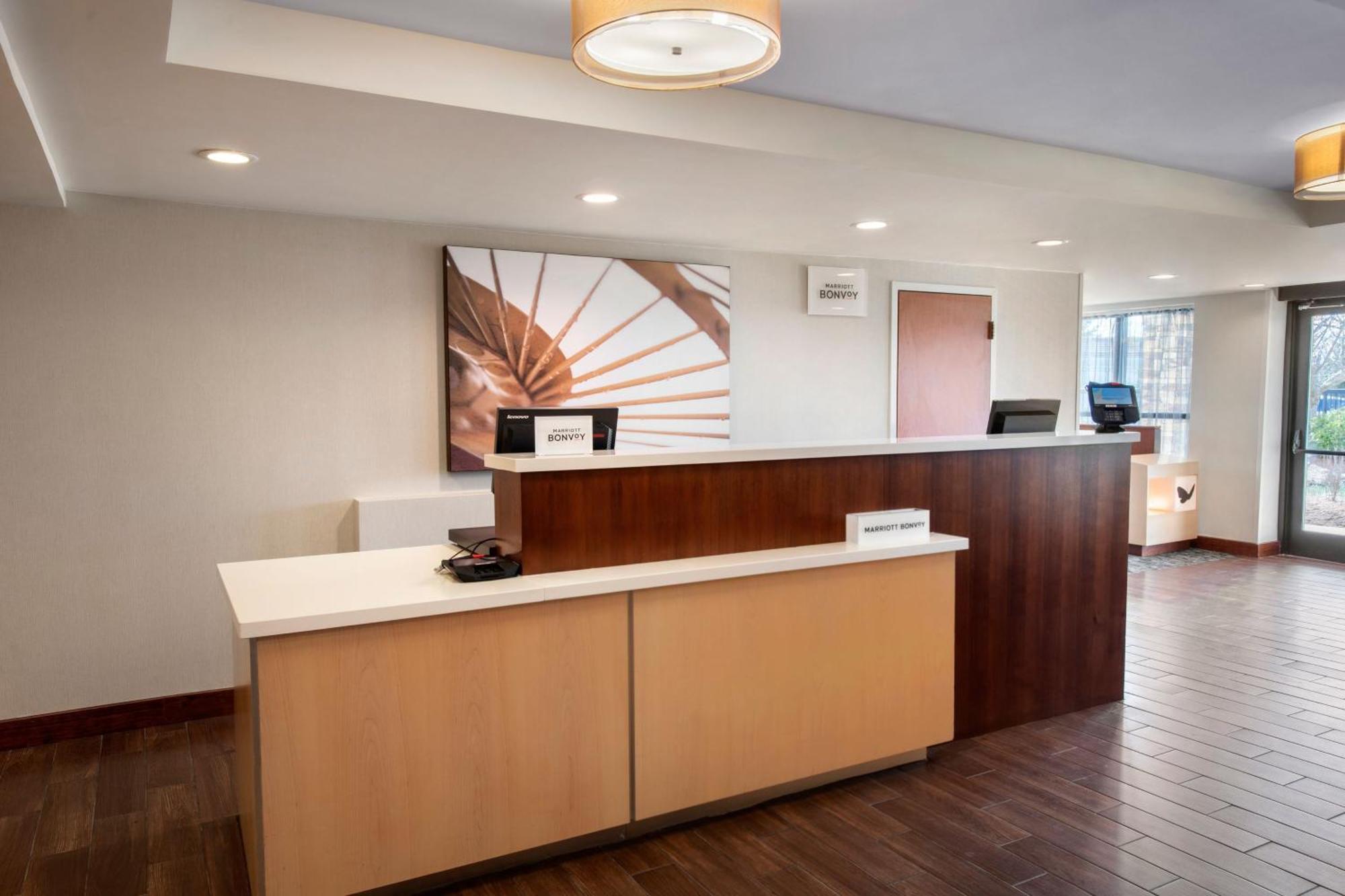 Fairfield By Marriott Inn & Suites Wallingford New Haven Экстерьер фото