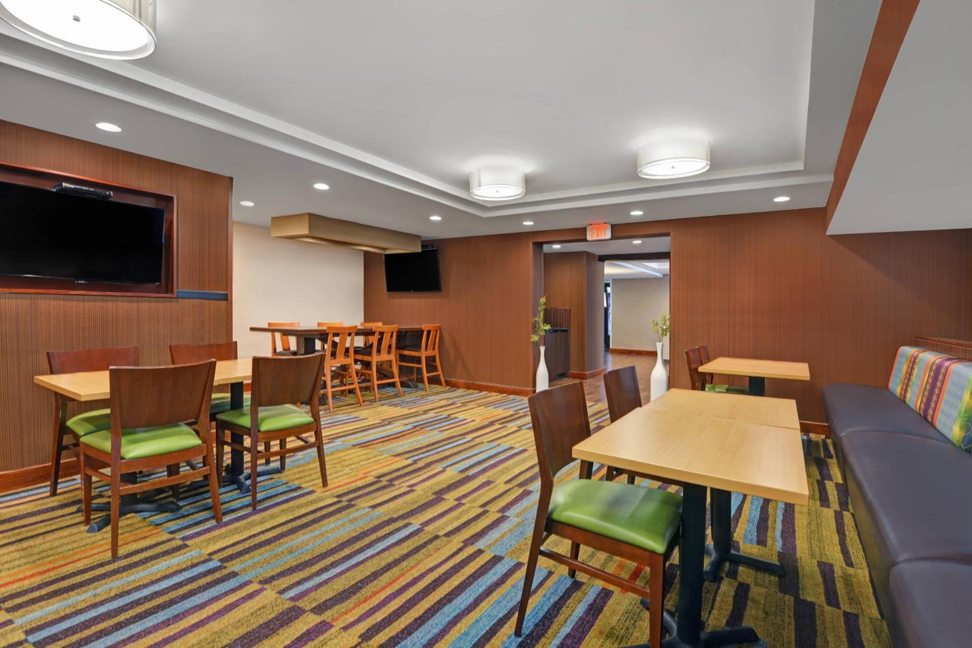 Fairfield By Marriott Inn & Suites Wallingford New Haven Экстерьер фото