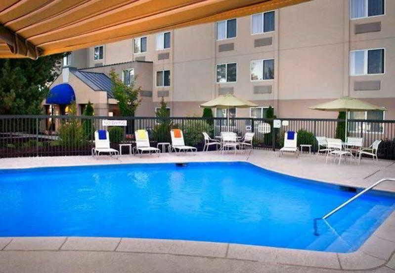 Fairfield By Marriott Inn & Suites Wallingford New Haven Экстерьер фото
